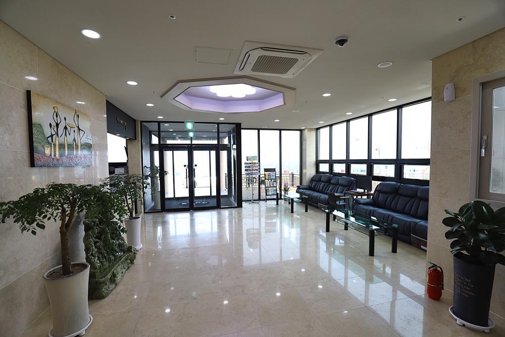 The Four Hills Jeju Hotel Exterior foto